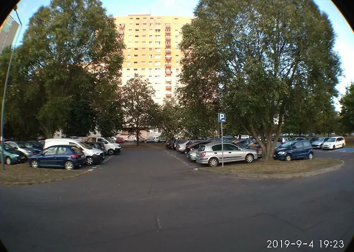 شقة 2020 Zwyciestwa 18 - Mieszkanie / Kawalerka / *