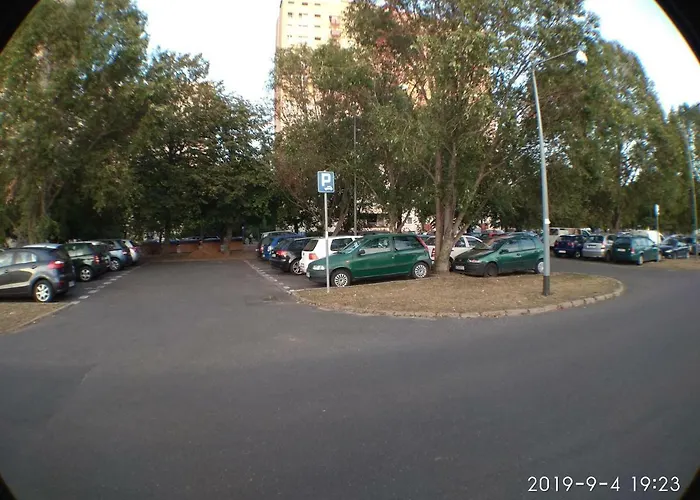 شقة 2020 Zwyciestwa 18 - Mieszkanie / Kawalerka / بوزنان